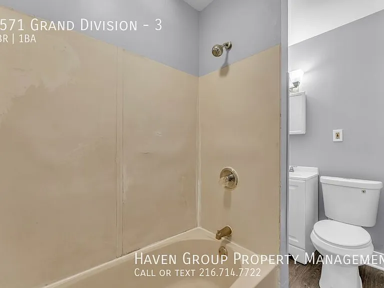 9571 Grand Division Ave #3 — Photo 18