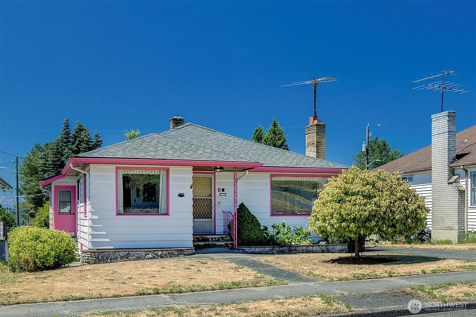 4807 15th Avenue S photo 1