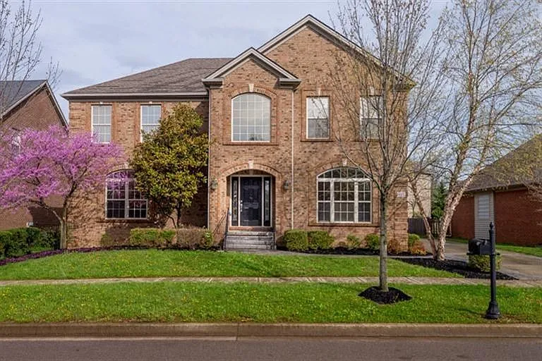 817 Gunpowder Dr photo 1