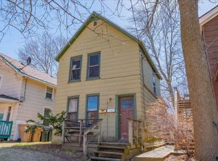 1145 Williamson St APT 1, Madison, WI 53703