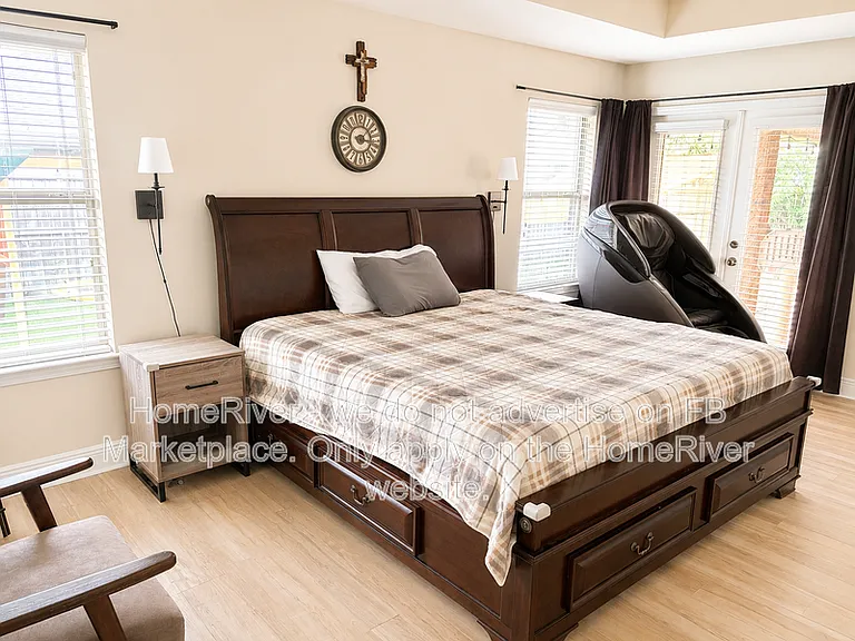 1879 Bay Pine Cir — Photo 45