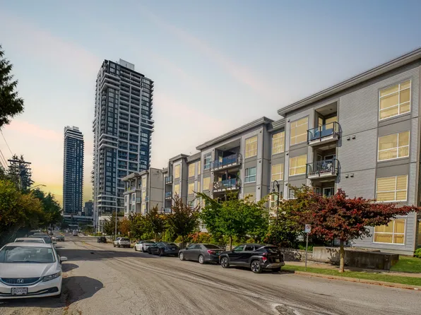 13733 107a Ave #523, Surrey, BC V3T 0B7
