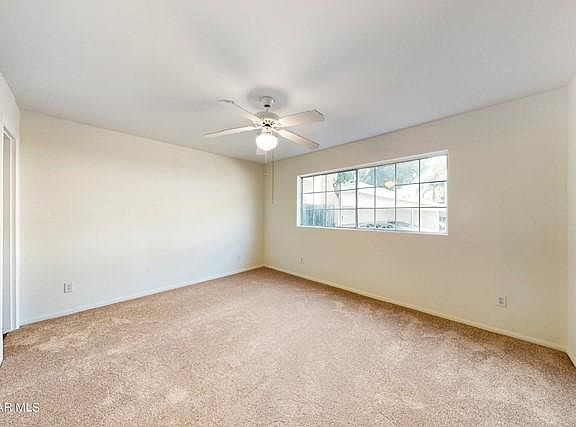 5th image of 18640 Collins St APT 110