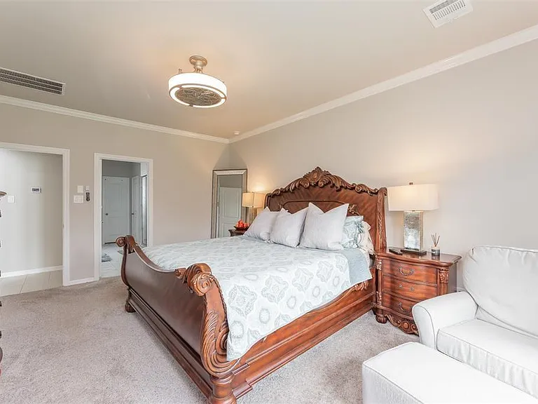 11730 Twin Creeks Hill Dr — Photo 15