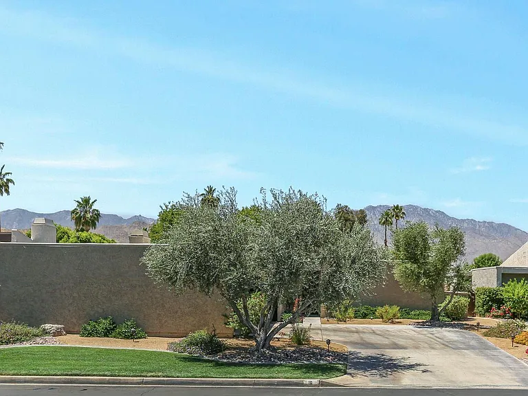16 Kevin Lee Ln — Photo 5