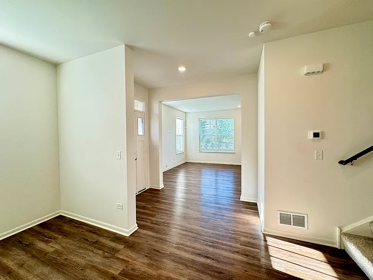 15036 W Cyrus Dr — Photo 4