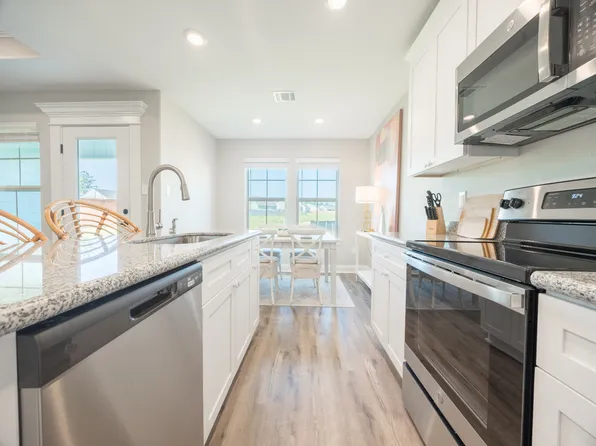 Opal Plan, Sandy Oaks