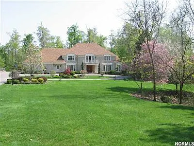 20 Stonehill Ln photo 1