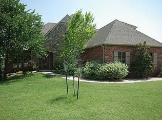 4104 Hickory Creek Ln, Edmond, OK 73034
