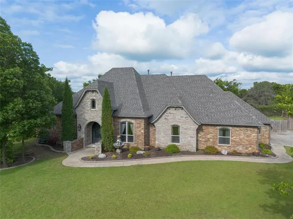 126 Castle Gate Dr, Choctaw, OK 73020