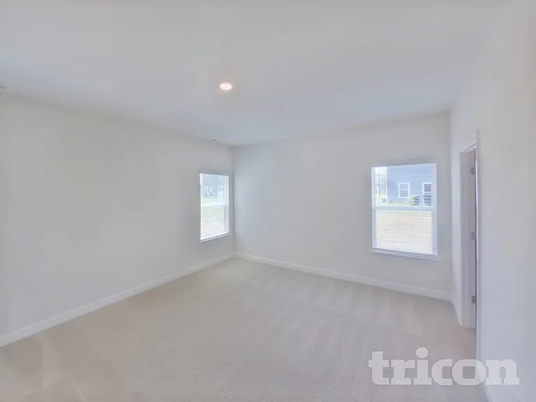 2402 Valverde Way — Photo 6