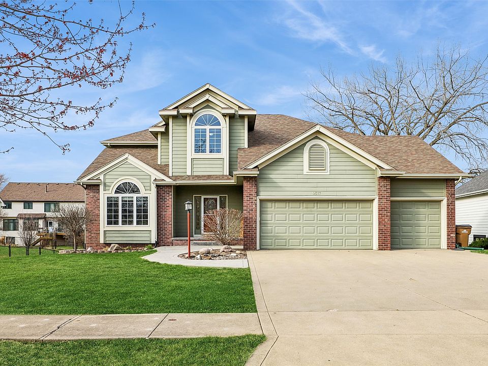 1st image of 9317 Catalina Cir