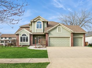 9317 Catalina Cir, Johnston, IA