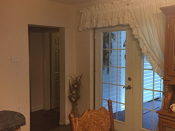 5th image of 5707 Pepperdine Way