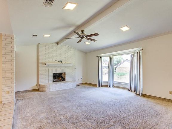 4th image of 8650 Briargrove Dr