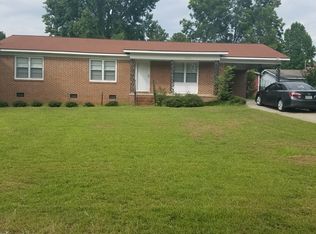 111 S 8th St, Cochran, GA 31014