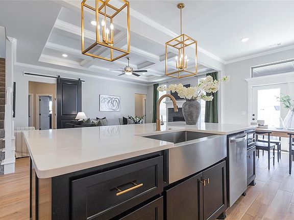 7th image of this home