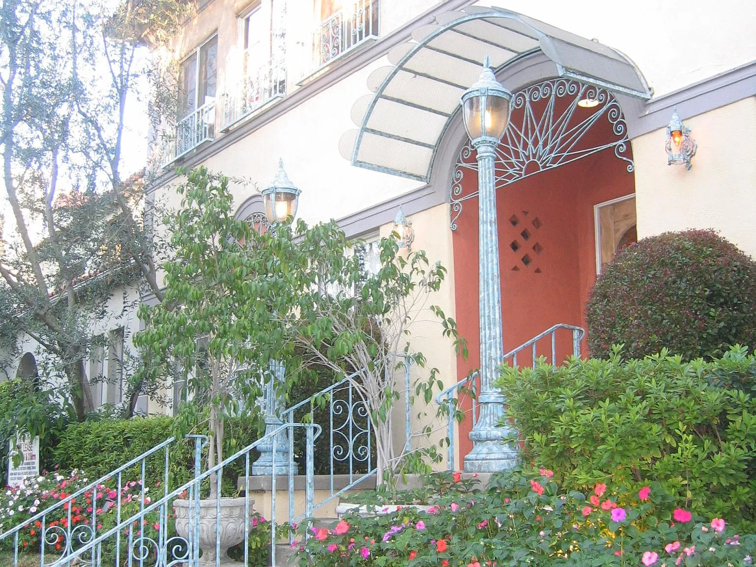 1 bed, 1100 sqft, $3,250 — Photo 3
