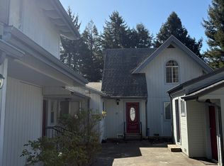 1804 Ridgewood Dr, Eureka, CA 95503