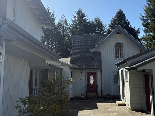 1804 Ridgewood Dr, Eureka, CA 95503