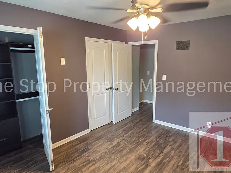 608 NE Florence Ave #A — Photo 11