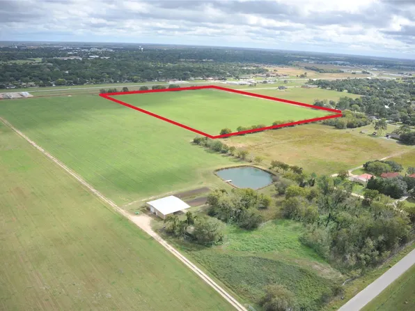 0 Nordeen St, El Campo, TX 77437