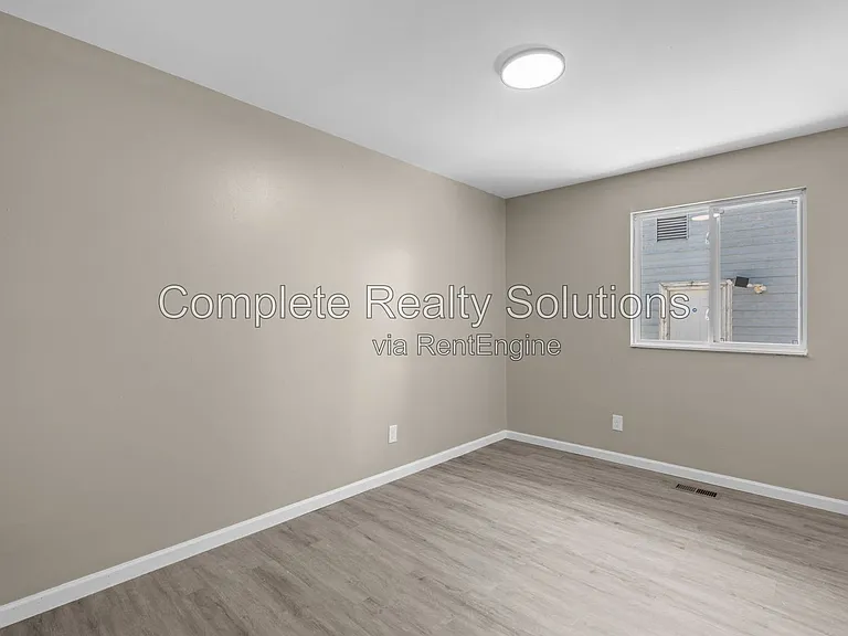 10417 Prince Dr — Photo 18