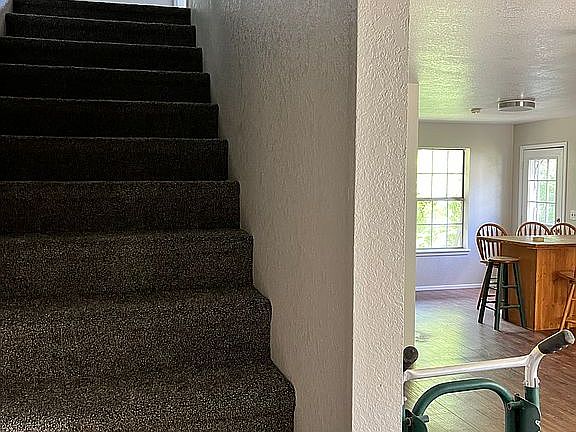 2nd image of 36 Cumberland Dr