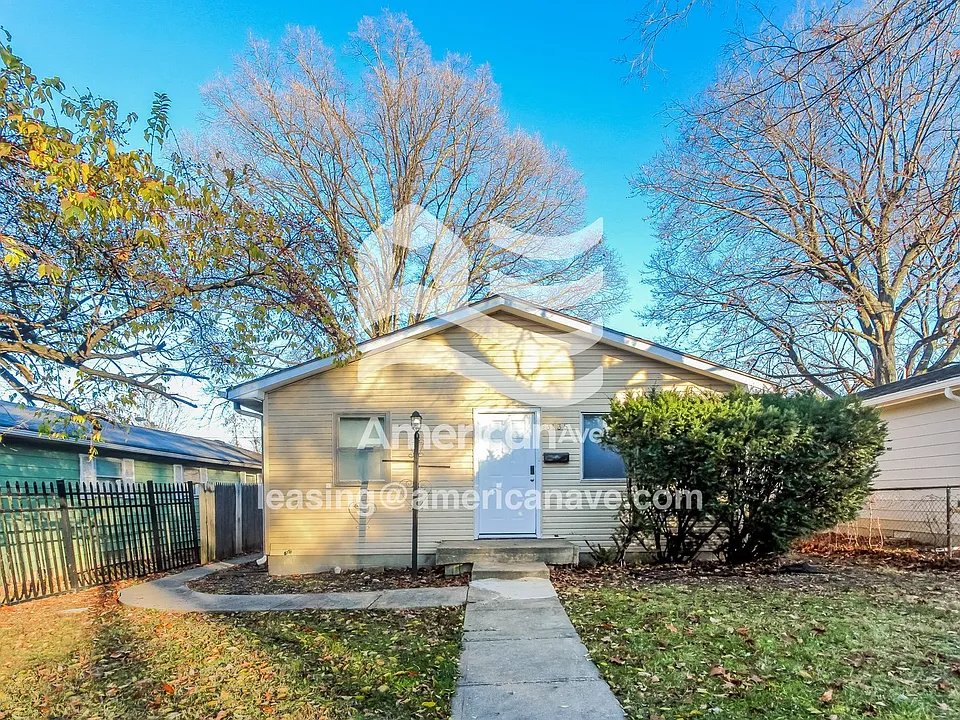 3135 Forest Manor Ave