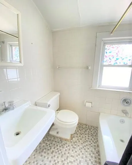 88 Wyman Ave — Photo 7