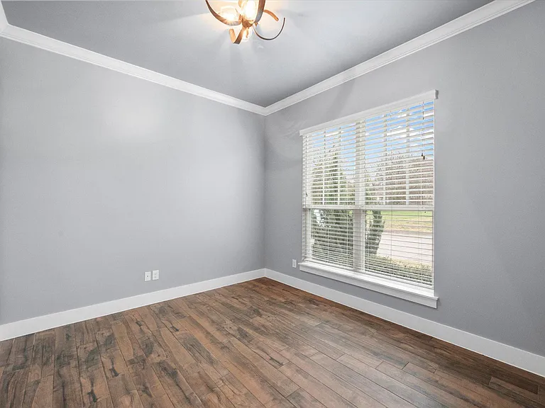 First floor secondary bedroom