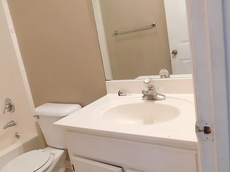204 Arrants Ave — Photo 7