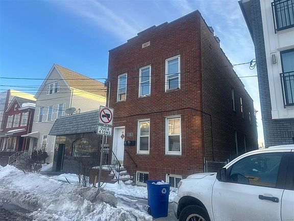 3rd image of 94 Elm Rd