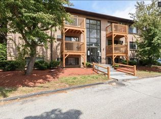 6 Lancelot Ct APT 18, Salem, NH 03079