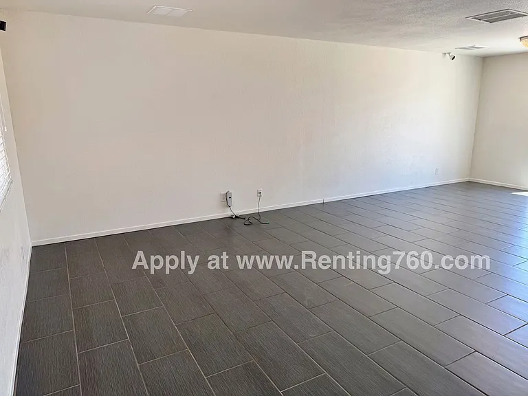 5323 Cahuilla Ave — Photo 3