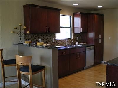 4th image of 2750 N Treat Ave