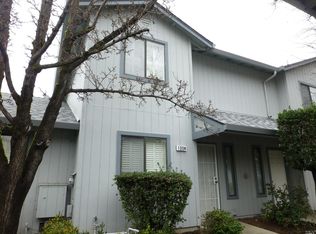 109 Elbridge Ave APT B, Cloverdale, CA 95425