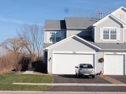 1st image of 956 Genesee Dr #956