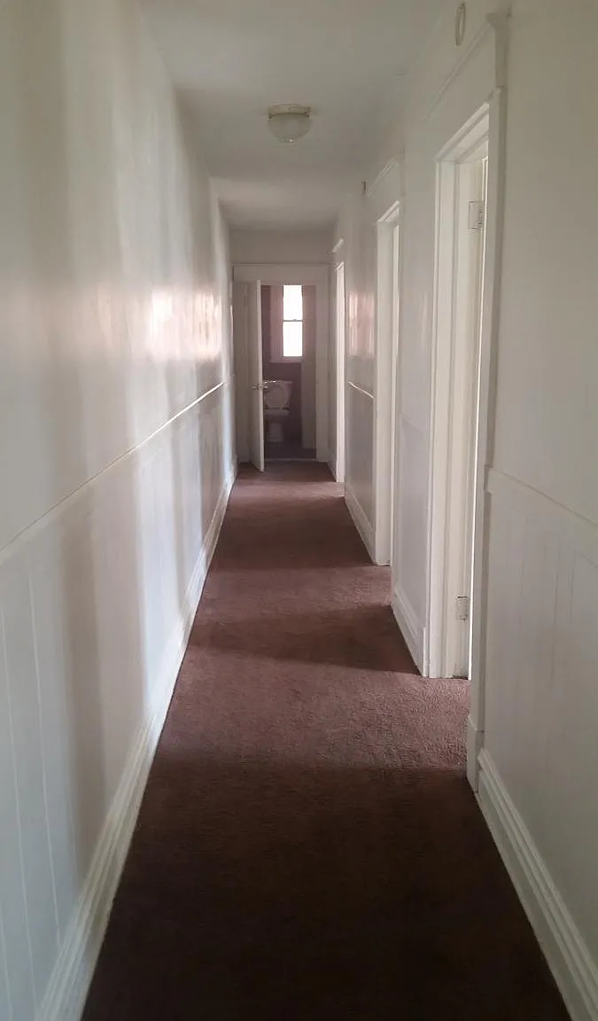 3 bed, 1000 sqft, $1,035 — Photo 2