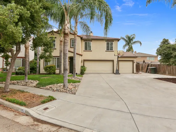1664 Port Ct, Tulare, CA 93274