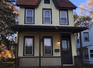 37 Olive St, Salem, NJ 08079