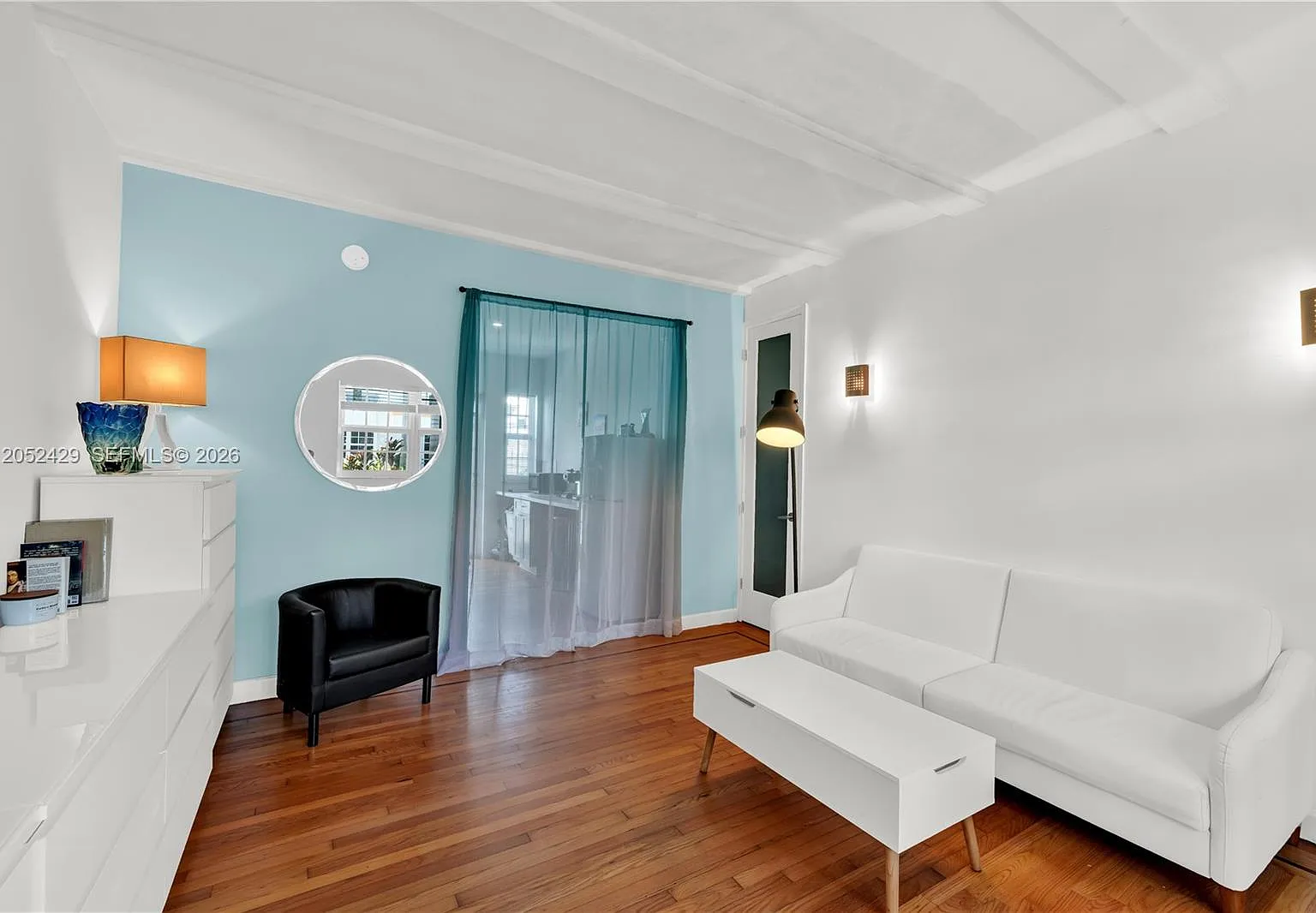 Beachgardens Condo — Photo 4