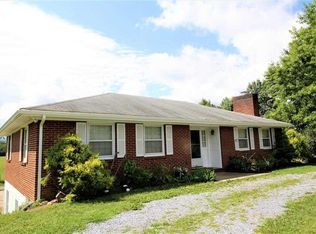 264 Mount Torrey Rd, Lyndhurst, VA 22952