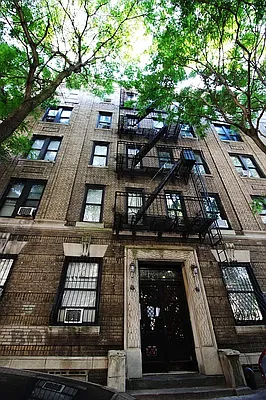 Rented by Compass | media 2