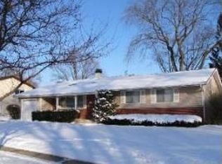 259 N Rohlwing Rd, Palatine, IL 60074