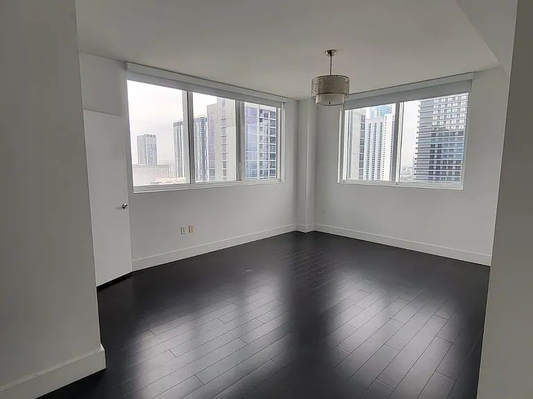 244 Biscayne Blvd #2607 — Photo 10