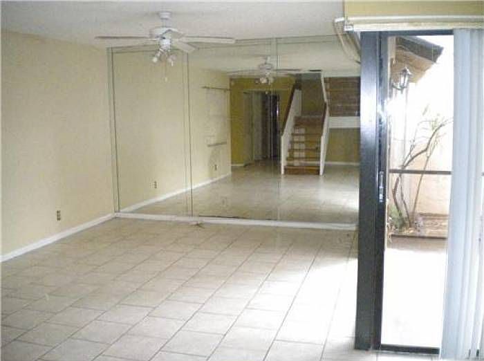 2nd image of 21 Chestnut Cir