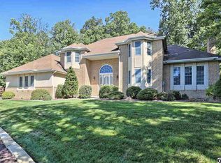 391 Burgoyne Dr, New Cumberland, PA 17070