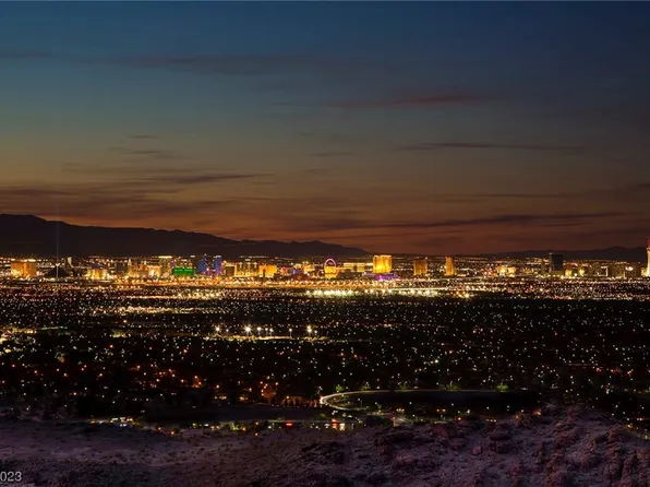 447 Rock Peak Dr, Henderson, NV 89012