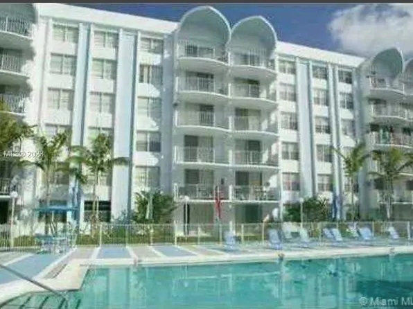 484 NW 165th Street Rd APT A211, Miami, FL 33169